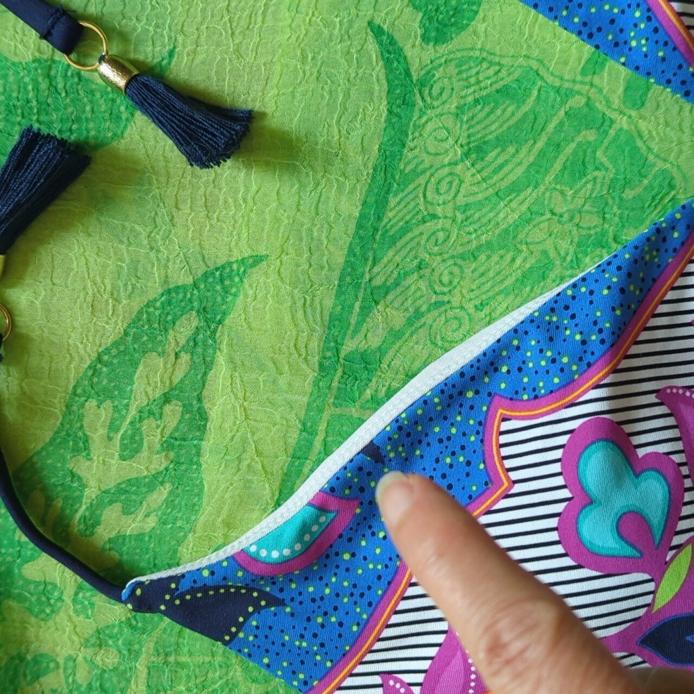 Trina Turk Triangle Bikini Top ' Sri Lanka' M- L *Flaws* - Picture 9 of 12